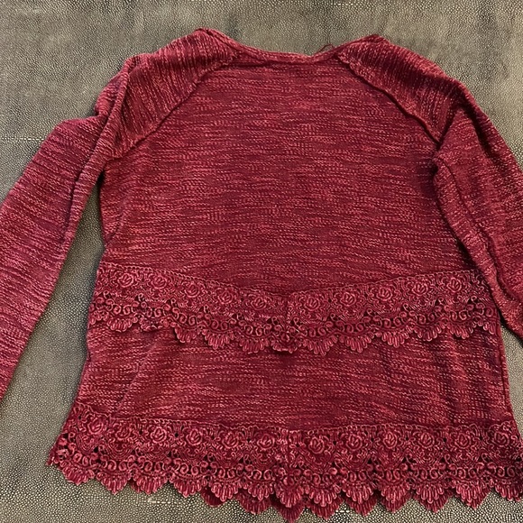 Maurice’s burgundy maroon wine rough knit lace sweatshirt size 1 - Picture 8 of 8